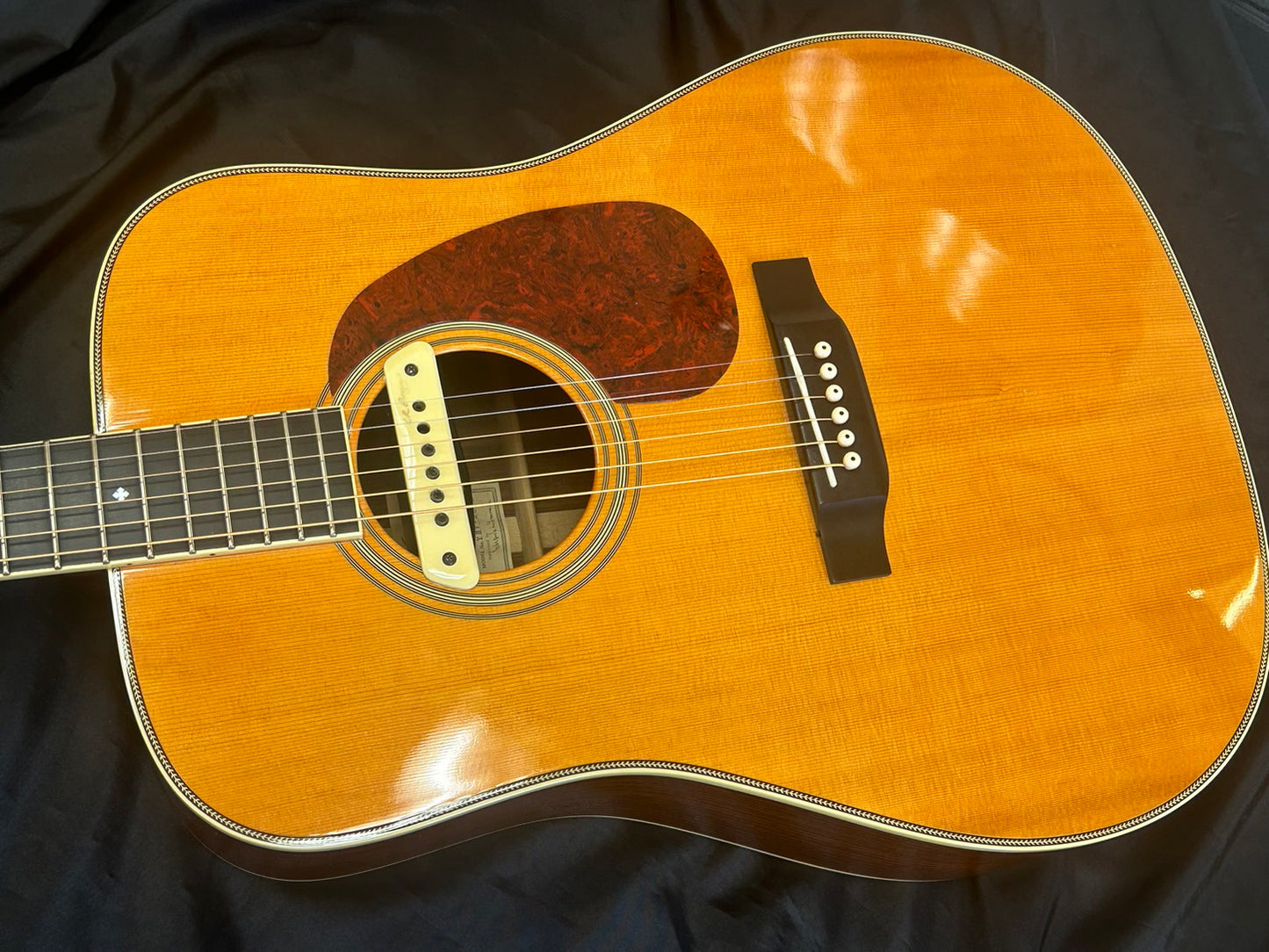 【中古】 S.yairi エス・ヤイリ YHV-28/N　（L.R.baggs M1 Passive 搭載）