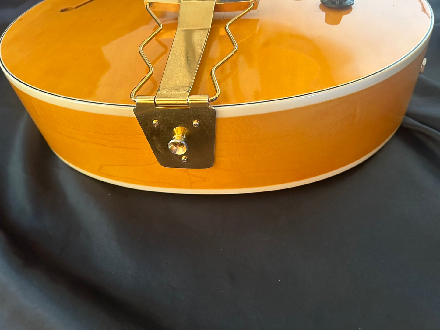 【中古】 Burny バーニー RFA-70/N　フルアコ ES175タイプ