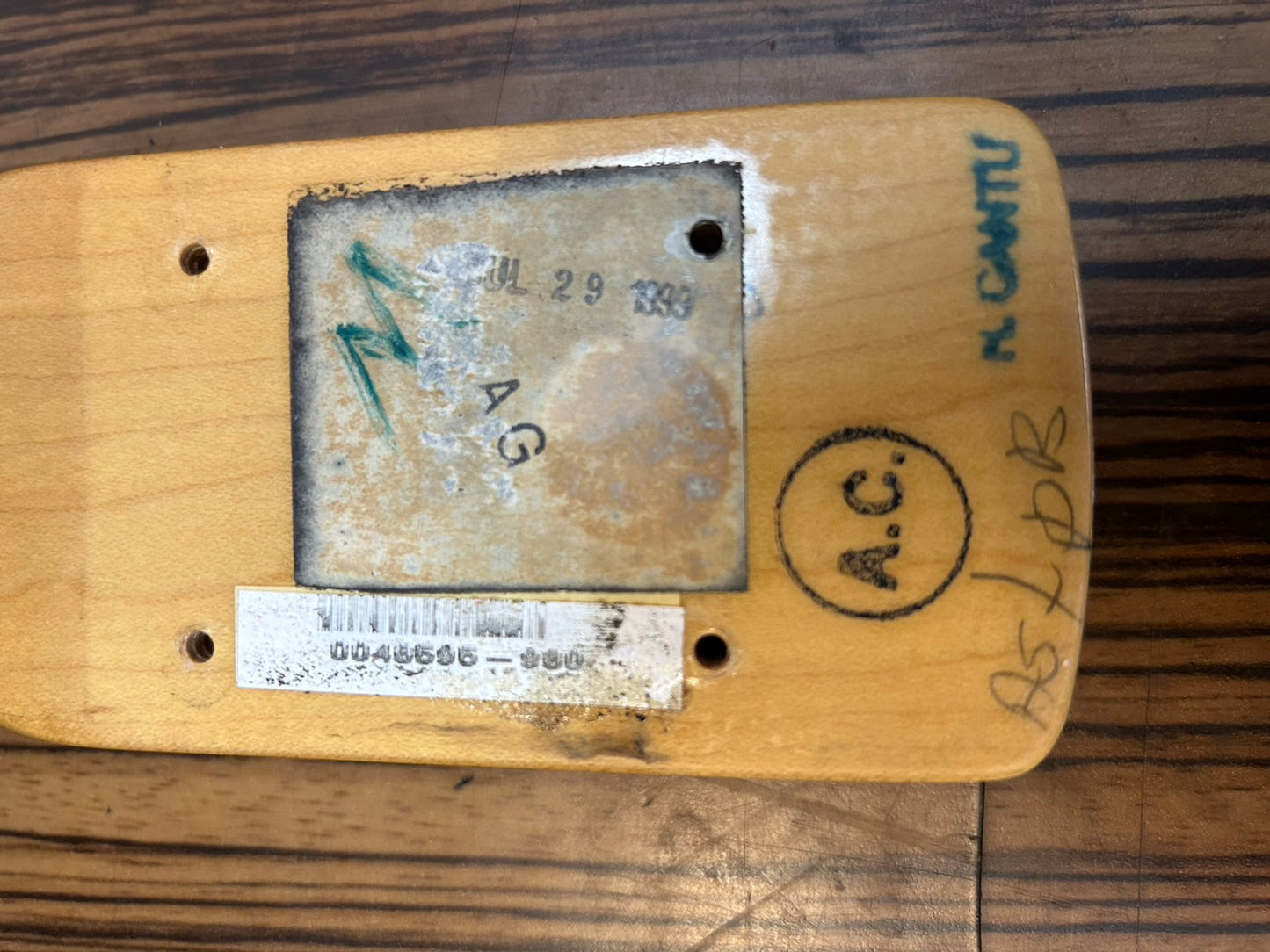 【中古】フェンダーUSA Fender American Standard Precision Bass  1999年製