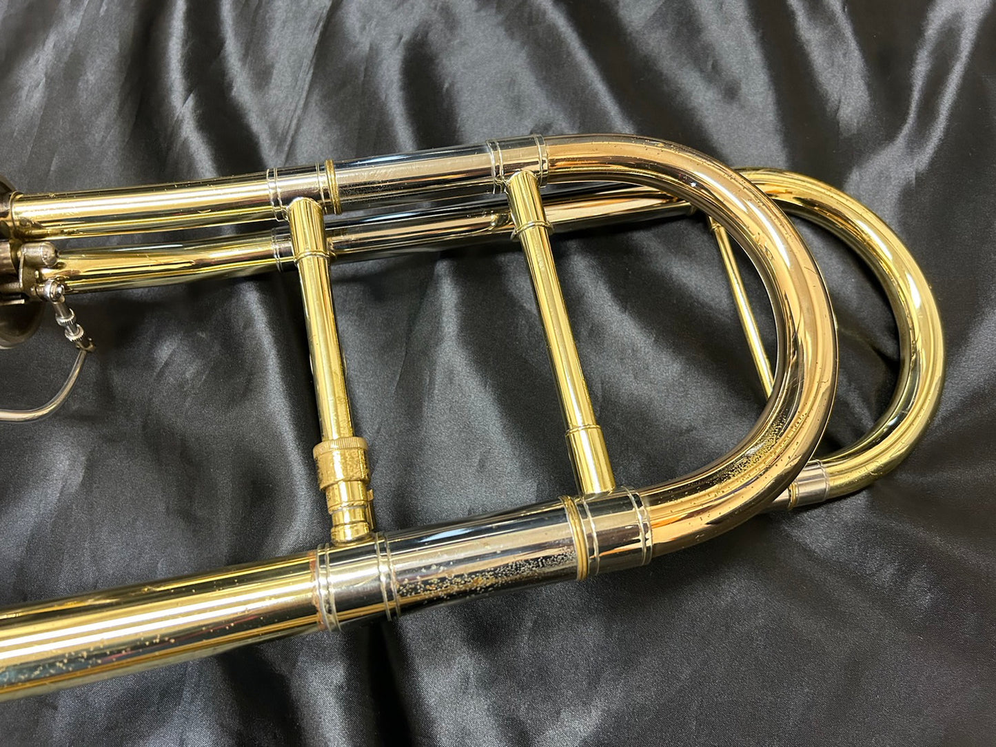 レンタル楽器 GETZEN ゲッツェン テナーバストロンボーン 3047AFY