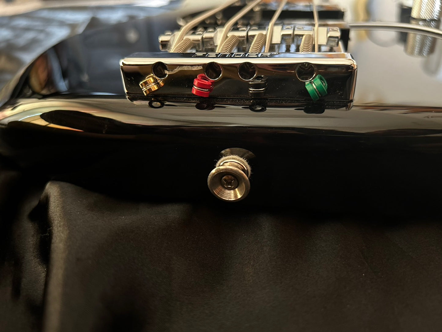 【中古】Fender フェンダー Player Plus Precision Bass, Maple, Silver Smoke【フェンダーMEXプレシジョンベース】