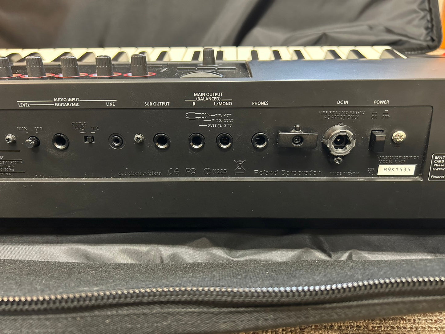 【中古】 ROLAND ローランド FA-08  88鍵キーボードシンセサイザー