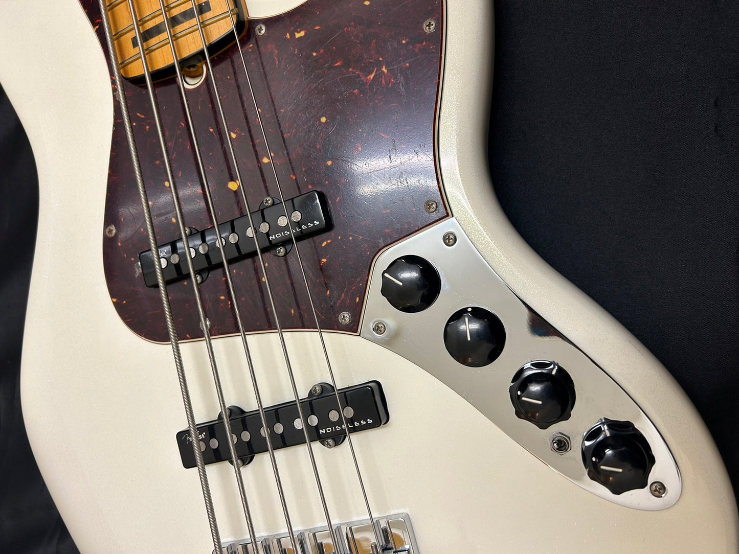 【中古】Fender USA / American Ultra Jazz Bass V Maple Fingerboard Arctic Pearl