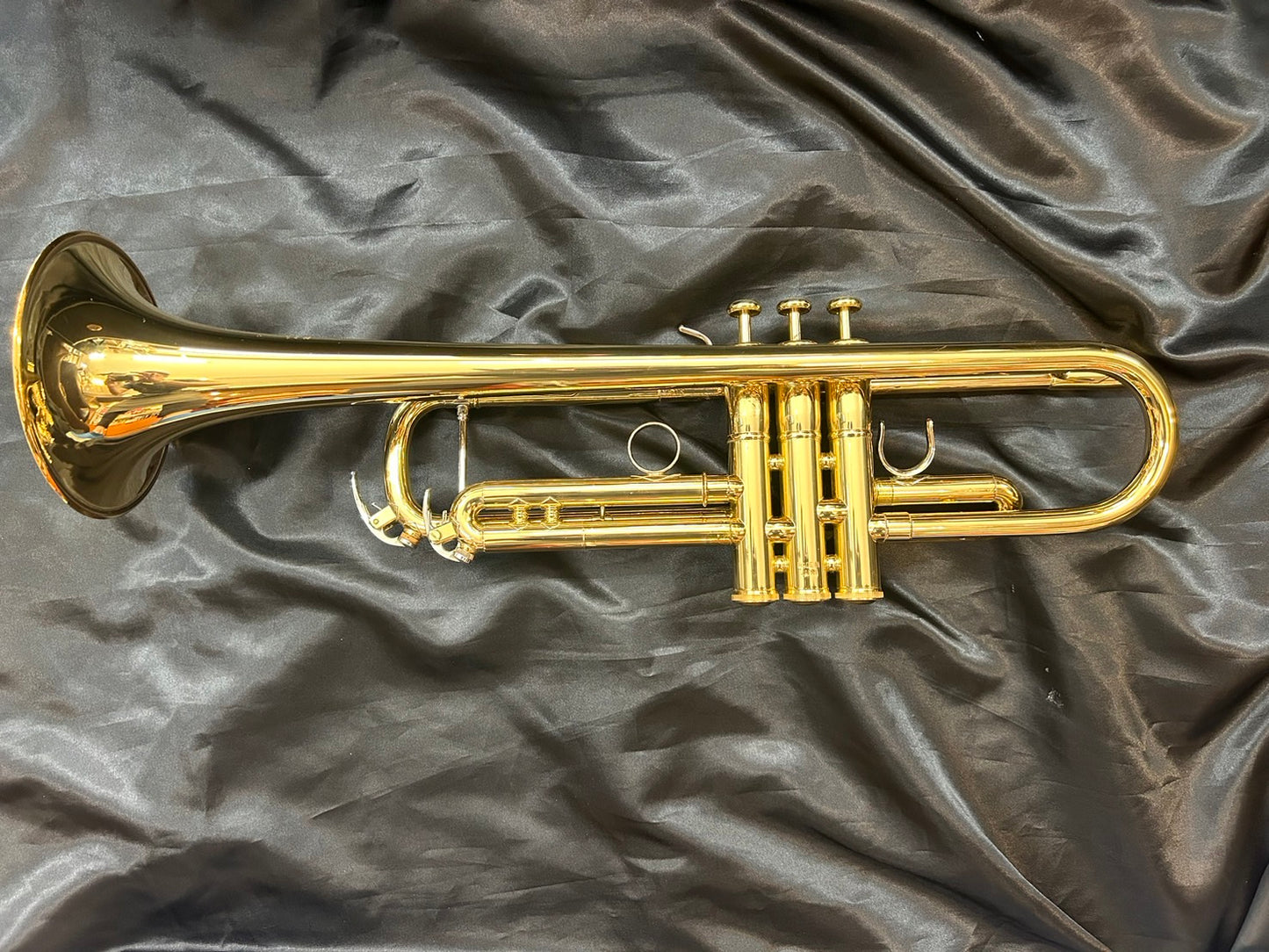 レンタル楽器　ヤマハ トランペット YTR-8335LA